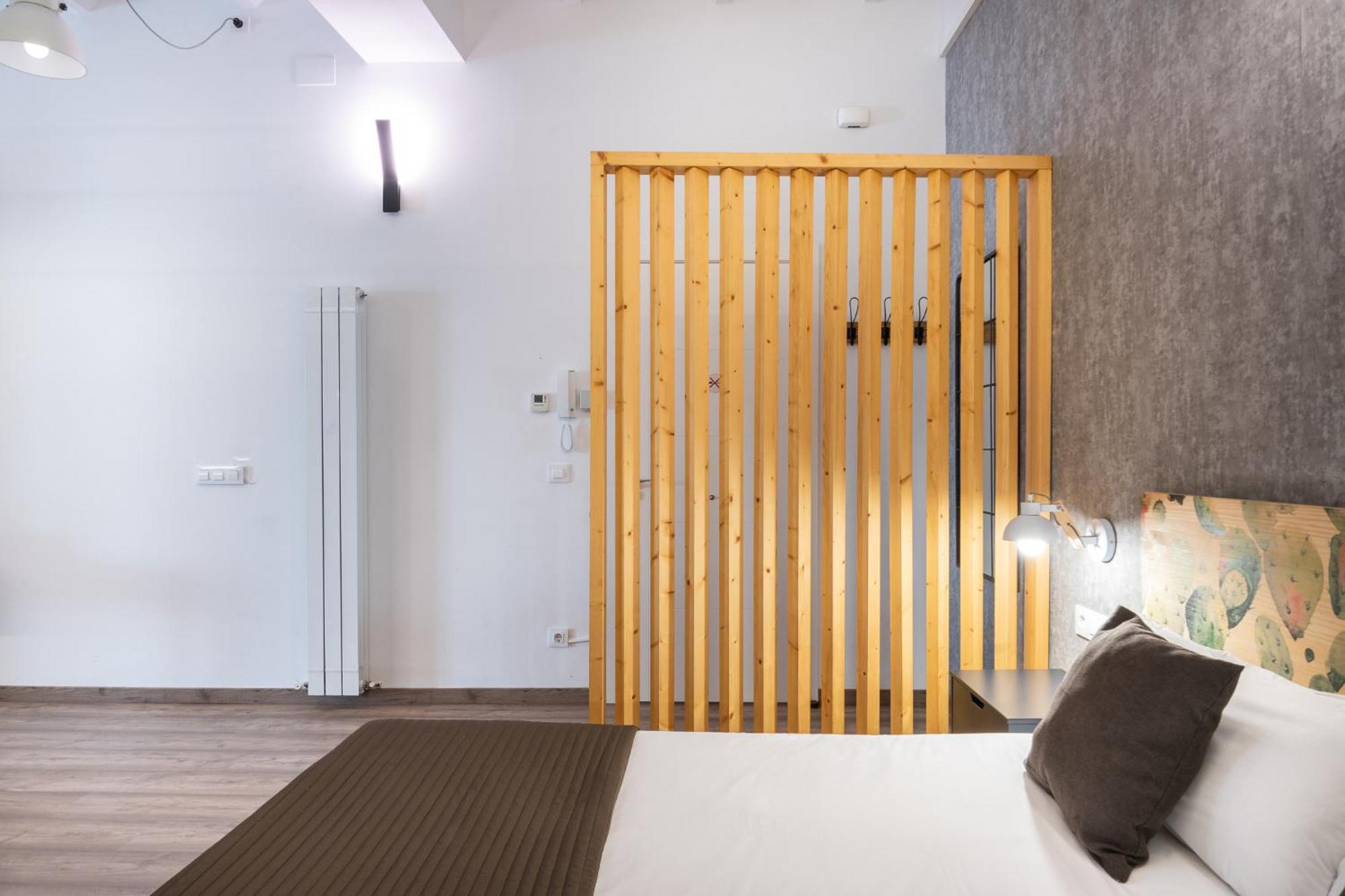 Beautiful Renovated Loft Minutes From The Beach Барселона Екстериор снимка
