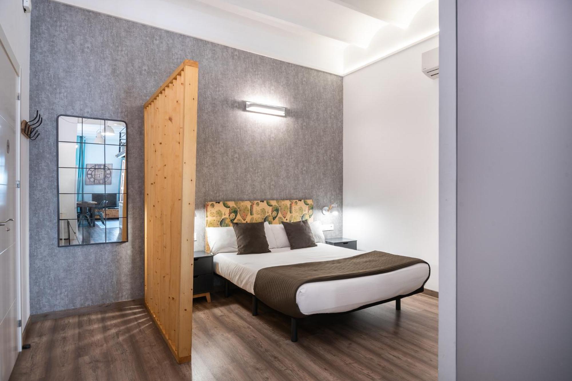 Beautiful Renovated Loft Minutes From The Beach Барселона Екстериор снимка